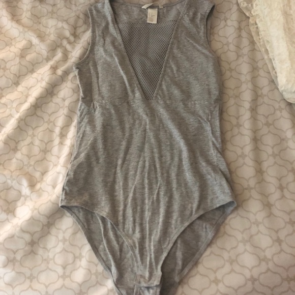 Forever 21 Tops - 🔴Forever 21 Grey Bodysuit